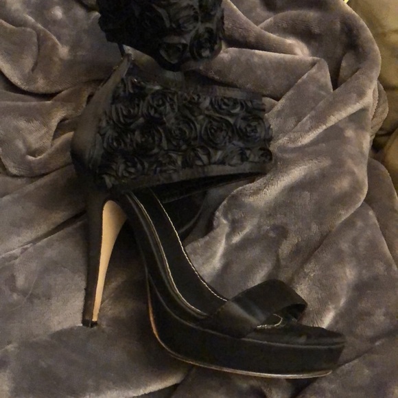 Transit dress high heeled shoes. Size 39 (8.5 ) black satin - Picture 2 of 6